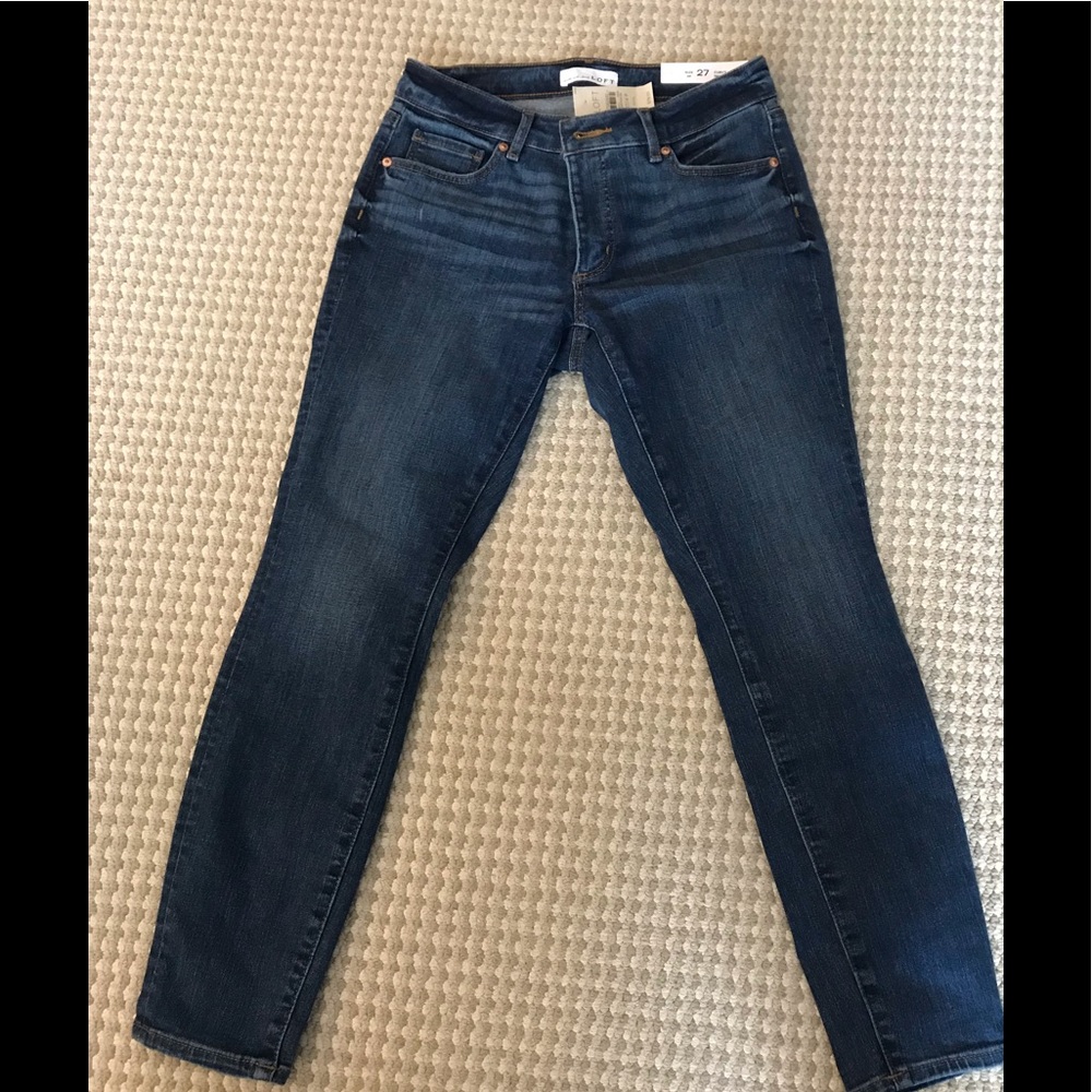 Loft size 4P Curvy Skinny NWT